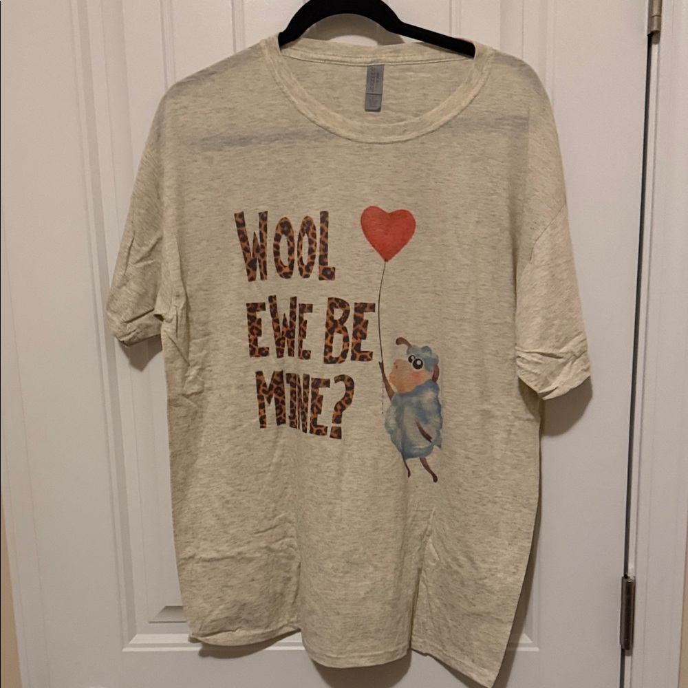 Jerzees Cream Tee with Heart and Sheep Design Valentines Day‎